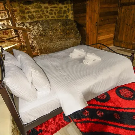 νικόλ * Ano Trikala