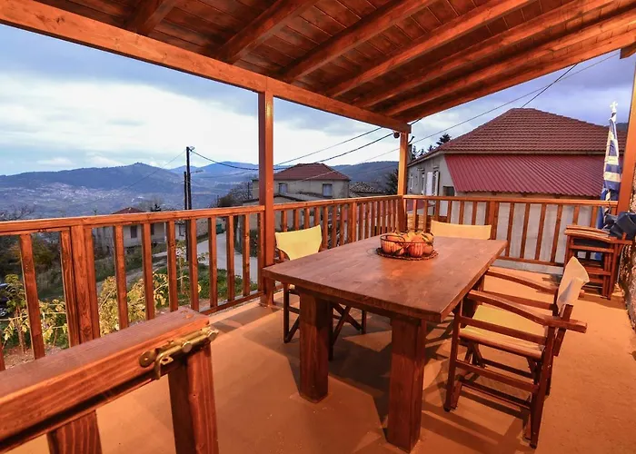 νικόλ أنو تريكالا