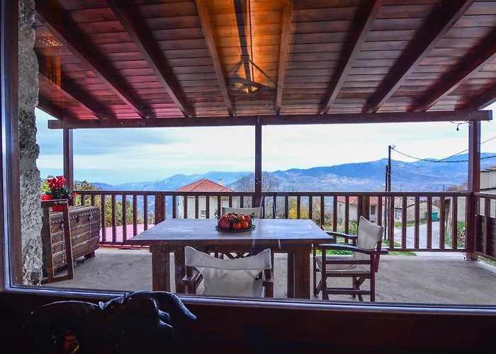 νικόλ 上特里卡拉