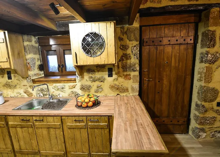 Villa νικόλ Ano Trikala