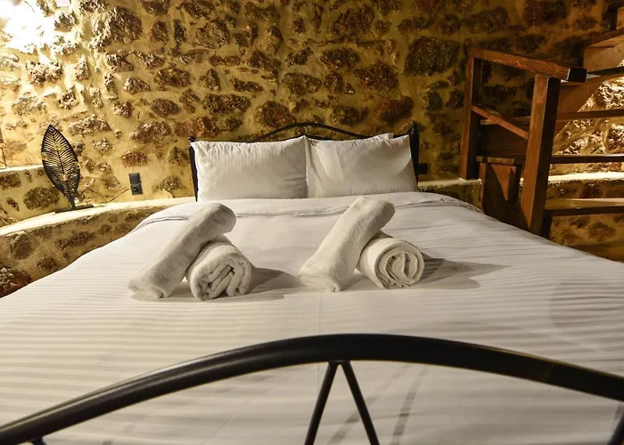 νικόλ Ano Trikala